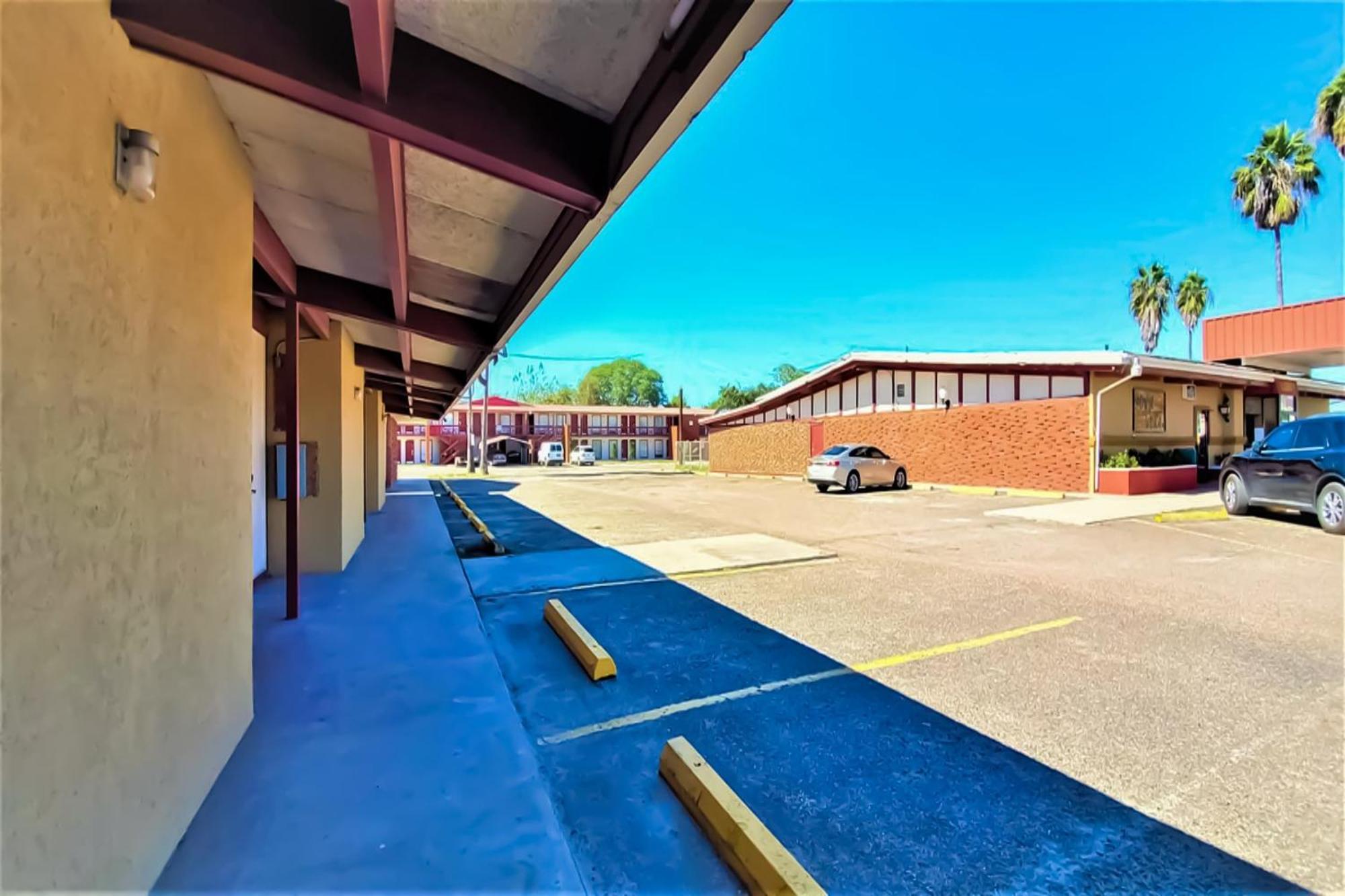 Oyo Hotel Alice Tx Hwy 281 West Exterior foto
